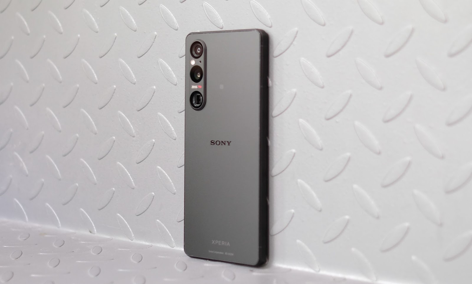 Sony ra mắt Xperia 1 V tại Việt Nam: Tập trung nâng cấp vào camera, giá 36 triệu đồng và không dành cho số đông - Ảnh 1.