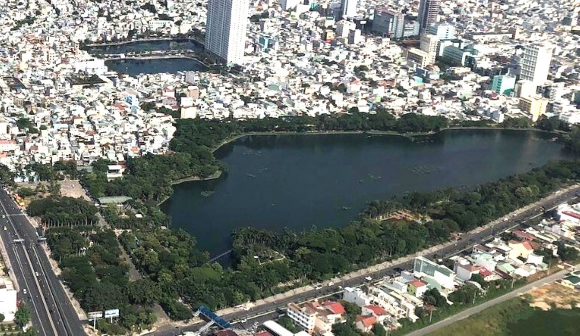 Công viên lớn nhất thành phố xuống cấp, Đà Nẵng tính chi hơn 670 tỷ đồng cải tạo - Ảnh 1.