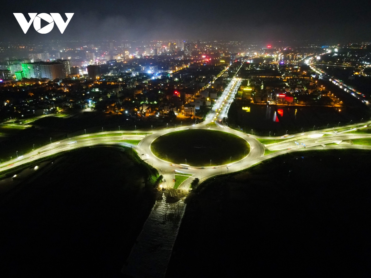 Hình ảnh nút giao TP Bắc Ninh hơn 400 tỷ đồng 'tỏa sáng' trong đêm - Ảnh 10.