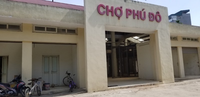 Hà Nội: Chợ dân sinh Phú Đô xây dựng tiền tỉ bị bỏ hoang nhiều năm - Ảnh 1.
