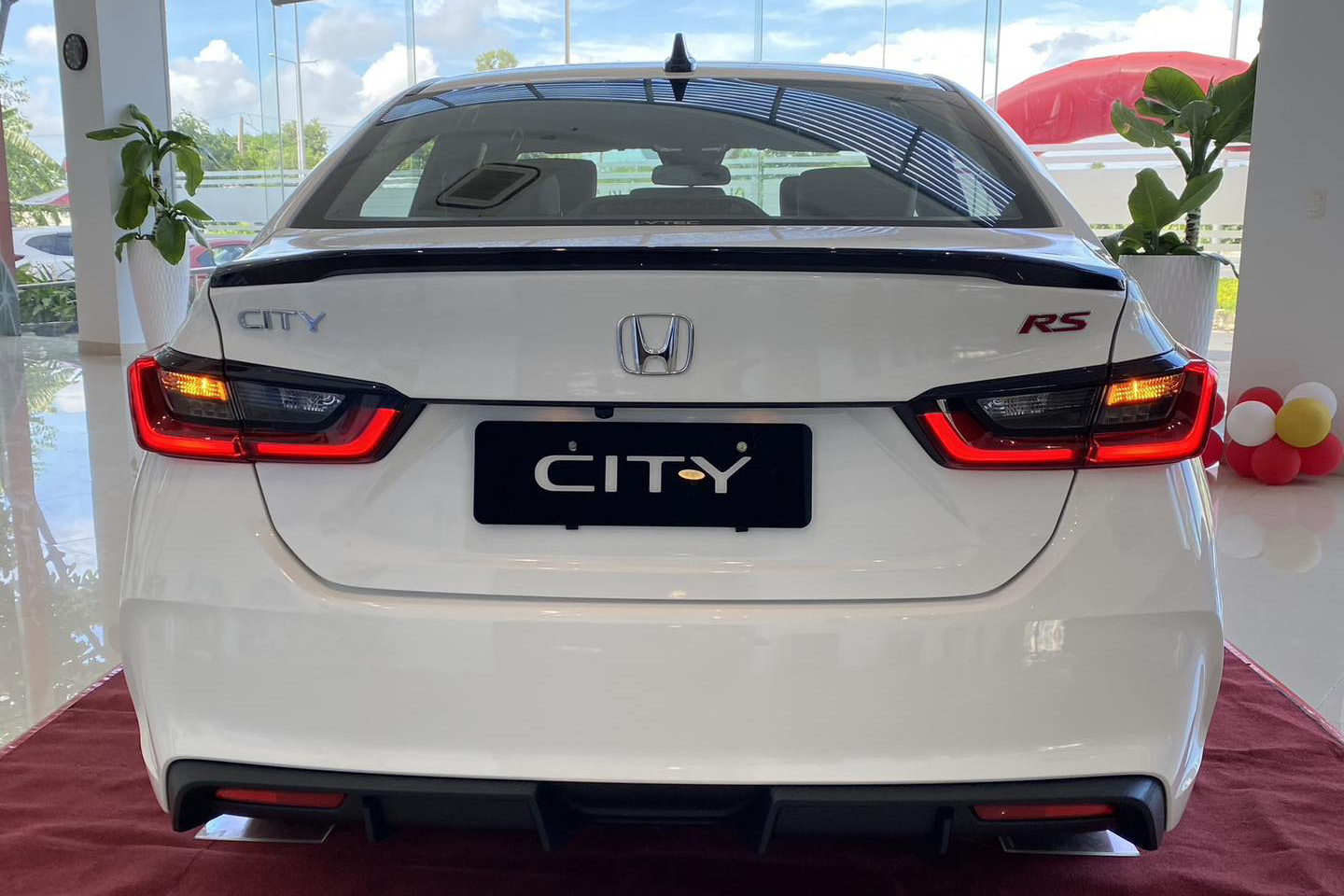 Honda City 2023 mới bán đã giảm giá tại đại lý: Giá thực tế rẻ hơn niêm yết bản cũ, thêm sức cạnh tranh khi mới bị Vios lấy ngôi vương - Ảnh 4.