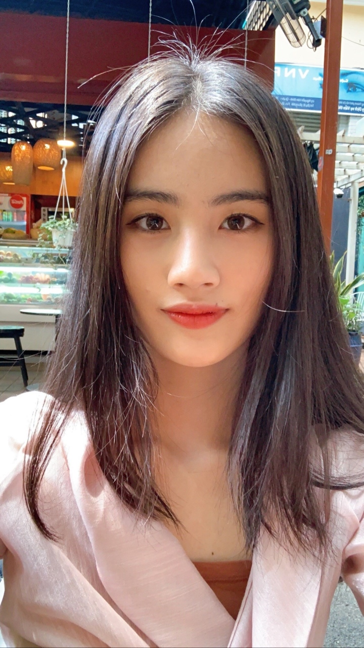 Nhan sắc đời thường của Tân Hoa hậu Thế giới Việt Nam Huỳnh Trần Ý Nhi - Ảnh 11.
