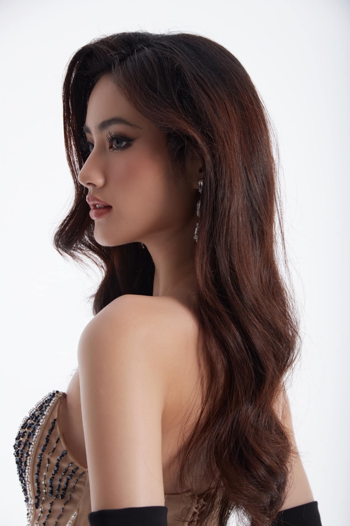 Nhan sắc đời thường của Tân Hoa hậu Thế giới Việt Nam Huỳnh Trần Ý Nhi - Ảnh 15.