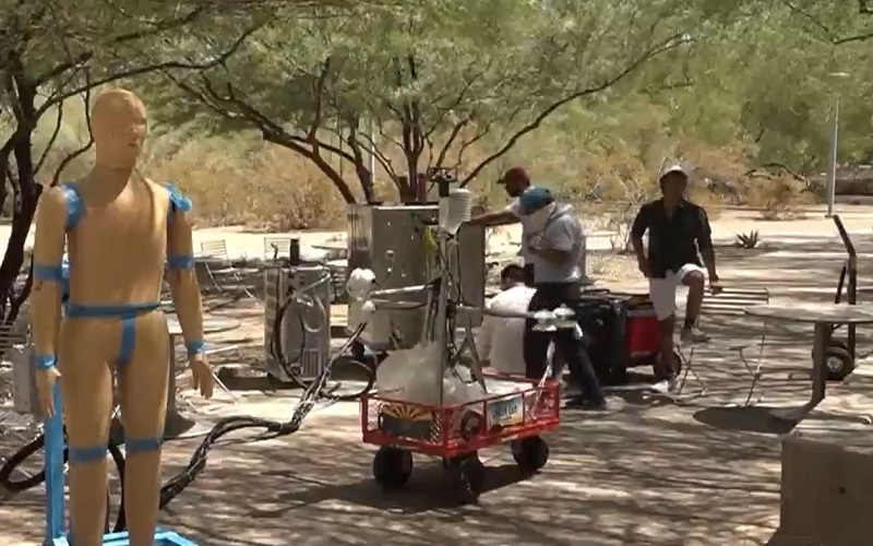 ANDI - robot giúp con người đương đầu với nắng nóng - Ảnh 1.