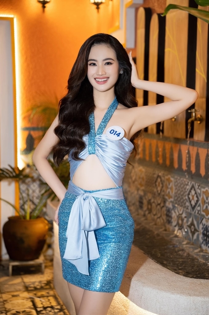 Nhan sắc đời thường của Tân Hoa hậu Thế giới Việt Nam Huỳnh Trần Ý Nhi - Ảnh 5.
