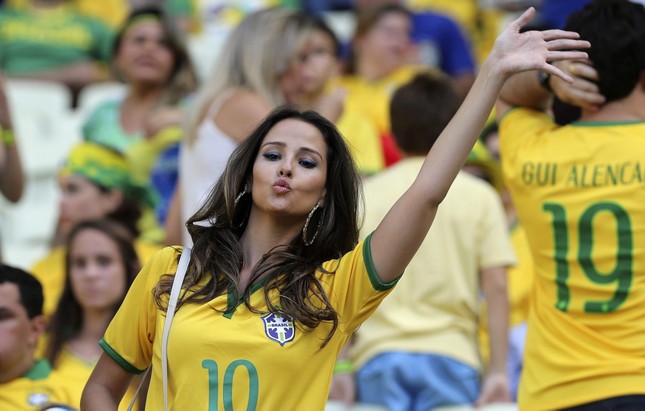 10% CĐV Brazil sẽ mất việc nếu xem World Cup nữ? - Ảnh 1.