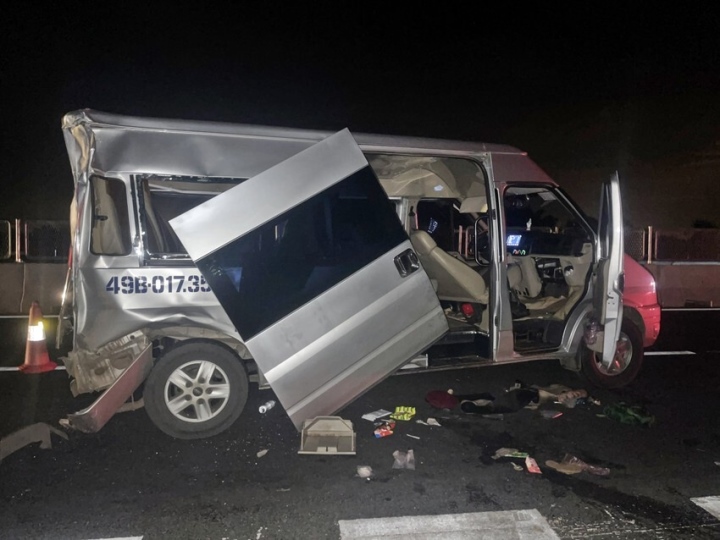 Tai nạn giao thông trên cao tốc Vĩnh Hảo-Phan Thiết, 6 người bị thương - Ảnh 1.