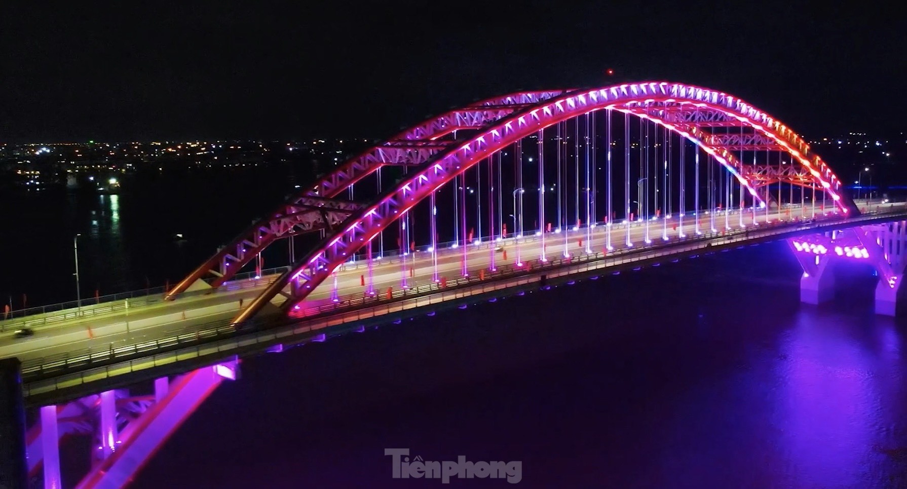 Ấn tượng với vẻ đẹp của hai cây cầu biểu tượng của TP Hải Phòng - Ảnh 5.