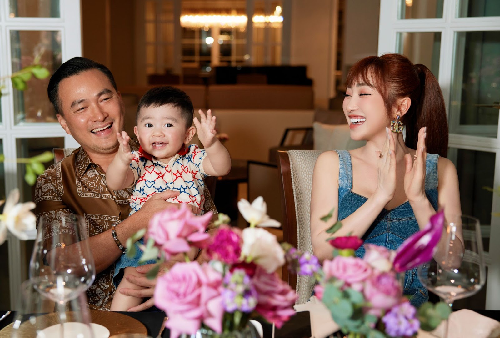 Bà xã CEO của Chi Bảo đón sinh nhật ở biệt thự mới triệu đô, khoe sắc vóc U40 ‘trông mòn con mắt’ - Ảnh 3.