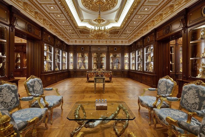 Cận cảnh bên trong căn biệt thự giá 4.800 tỷ đồng đắt nhất ở thành phố vàng Dubai: Nội thất dát vàng lá, đá cẩm thạch sáng lung linh - Ảnh 5.