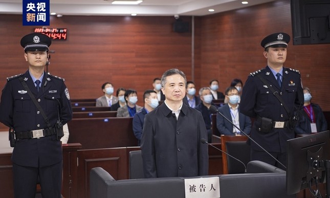 Trung Quốc: Cựu Bí thư Thành ủy Hàng Châu lĩnh án tù chung thân vì nhận hối lộ - Ảnh 1.