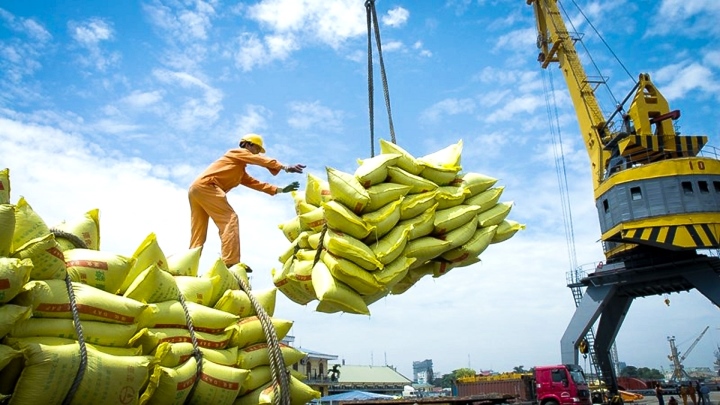 Ấn Độ cấm xuất khẩu gạo: Doanh nghiệp Việt dè chừng - Ảnh 1.
