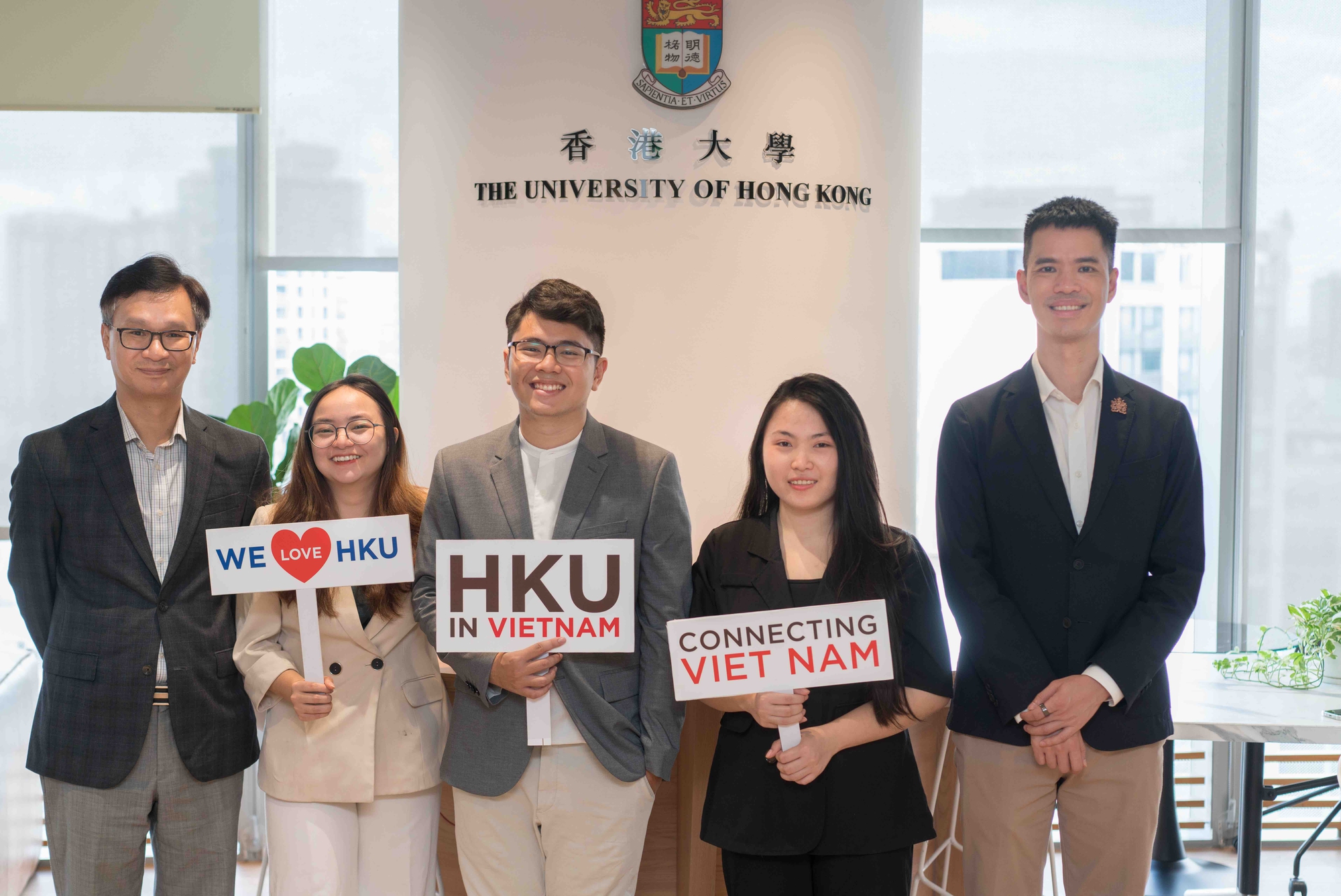 Đại học Hong Kong trao học bổng, thúc đẩy khởi nghiệp Việt Nam - Ảnh 2.