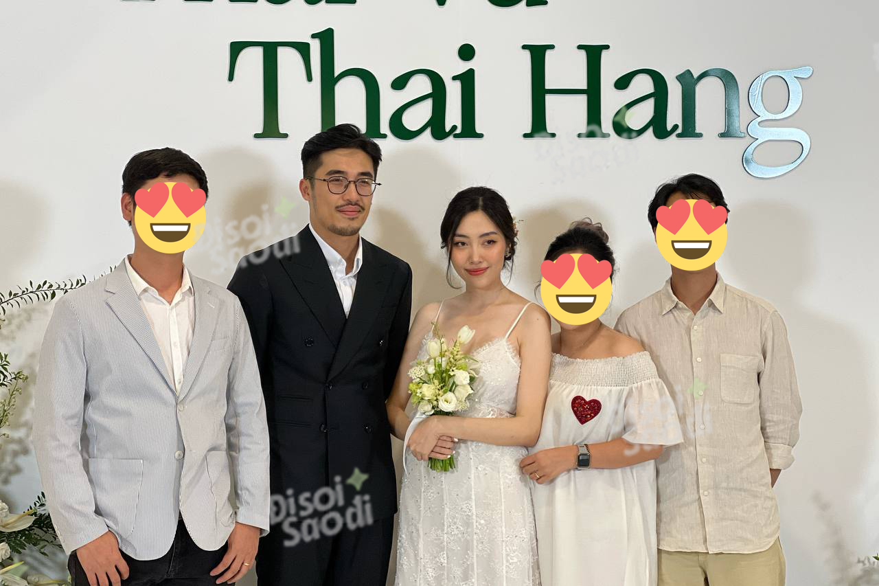 HOT: Vũ. bất ngờ tổ chức đám cưới tại Hà Nội, visual cô dâu chú rể nổi bật - Ảnh 1.
