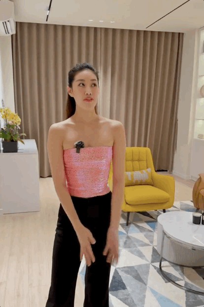 Hoa hậu Việt khoe cận bên trong cơ ngơi mới tậu, tiết lộ làm 1 việc khiến ai cũng bất ngờ