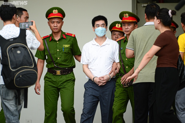 Lĩnh án chung thân, Hoàng Văn Hưng còn bị truy thu hơn 18 tỷ đồng - Ảnh 1.
