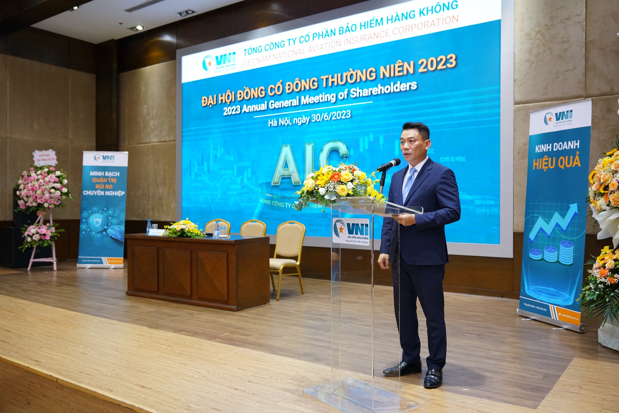 ĐHĐCĐ thường niên 2023: VNI đặt mục tiêu giữ vững vị thế Top 10 - Ảnh 1.