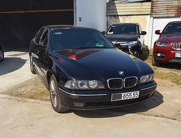 Thanh lý BMW 5-Series biển tứ quý ngang giá Mazda3 ‘đập hộp', người bán tiết lộ: ‘Riêng tiền linh kiện thay thế đã ngốn hơn 200 triệu đồng’ - Ảnh 1.