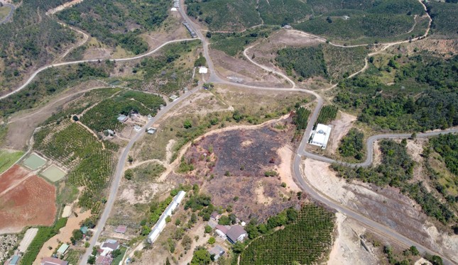 Chủ 'siêu' dự án 25.000 tỷ đồng ở Lâm Đồng bị ngăn chặn mọi giao dịch nhà đất, tài sản - Ảnh 3.