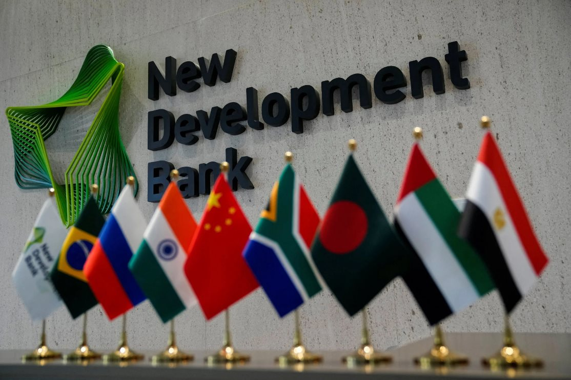 Nhóm BRICS gồm Trung Quốc và Nga có hàng chục quốc gia xếp hàng chờ gia nhập để giúp “hổ mọc thêm cánh”, tại sao một thành viên trong khối lại đề cao cảnh giác? - Ảnh 2.