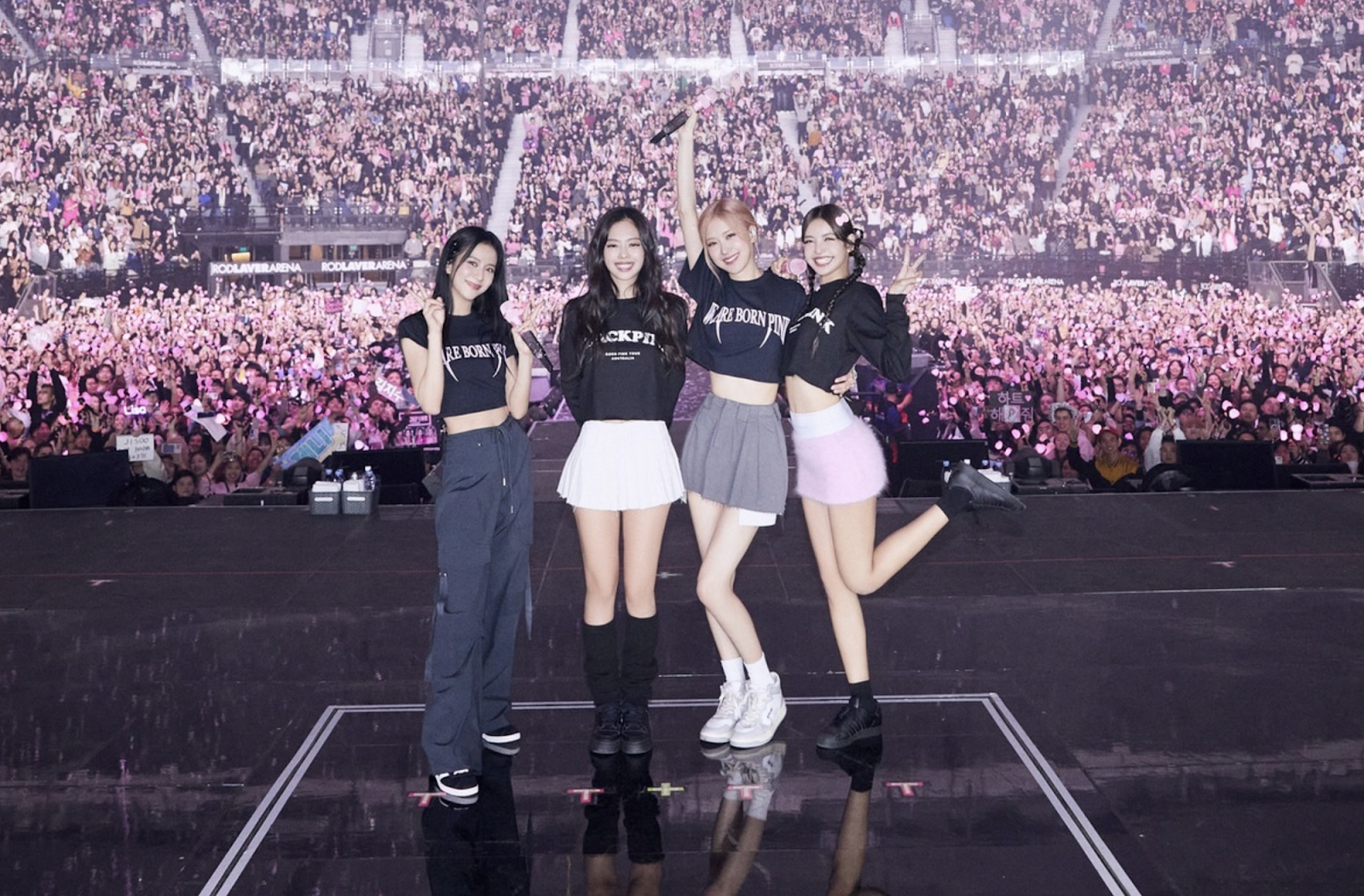 Ngày mở bán vé concert BLACKPINK: Sold-out nhiều hạng vé, fan quốc tế đưa “Born Pink Hà Nội lên thẳng #1 Twitter - Ảnh 13.