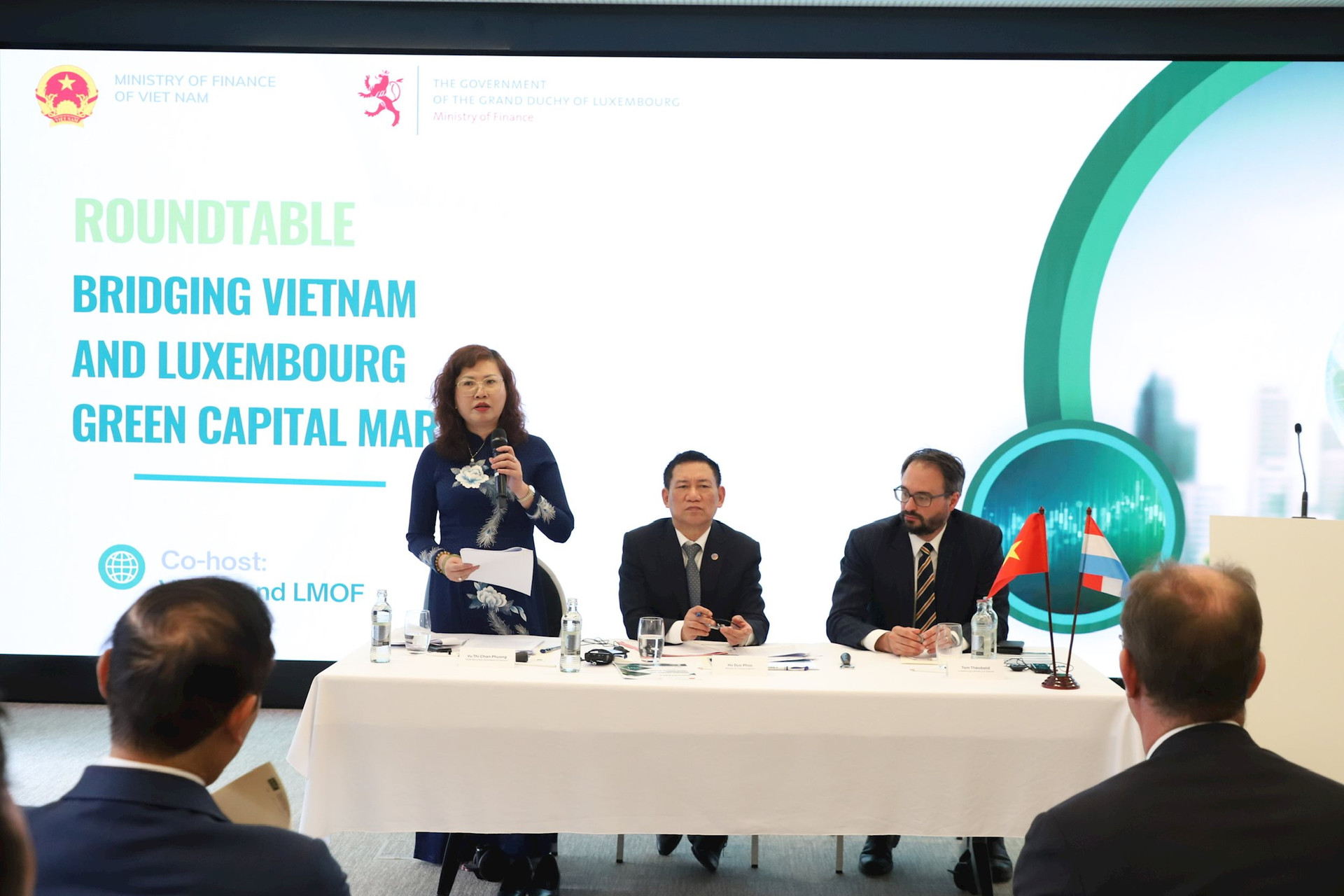 Tích cực xây dựng các biện pháp để thu hút vốn đầu tư vào thị trường trái phiếu xanh Việt Nam - Ảnh 2.