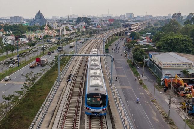 TPHCM: Tuyến metro đầu tiên sẵn sàng về đích - Ảnh 1.
