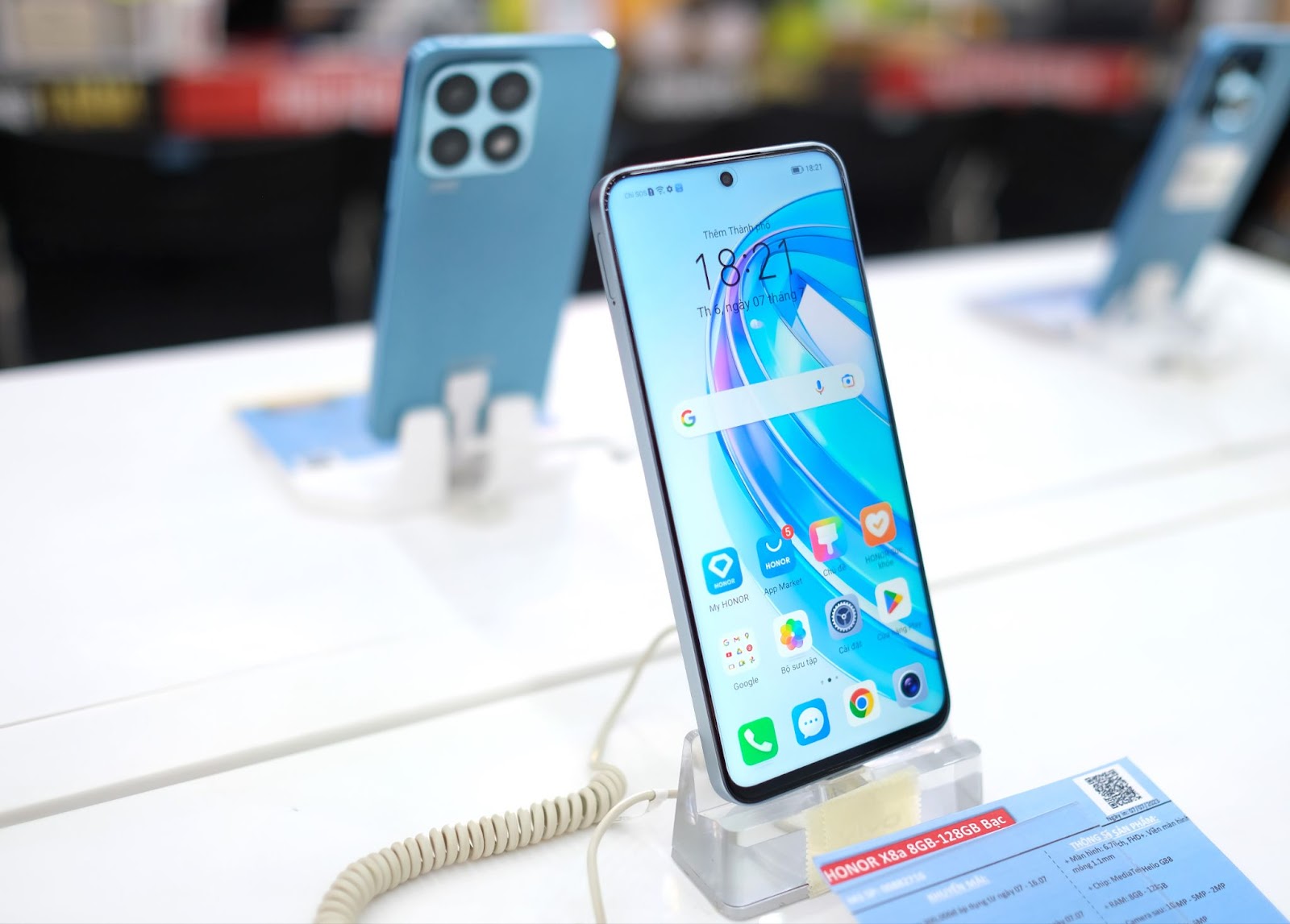 HONOR quay lại thị trường Việt Nam với mẫu smartphone giá rẻ, cấu hình tốt, cam 100 MP nhưng dùng hệ điều hành cũ - Ảnh 1.