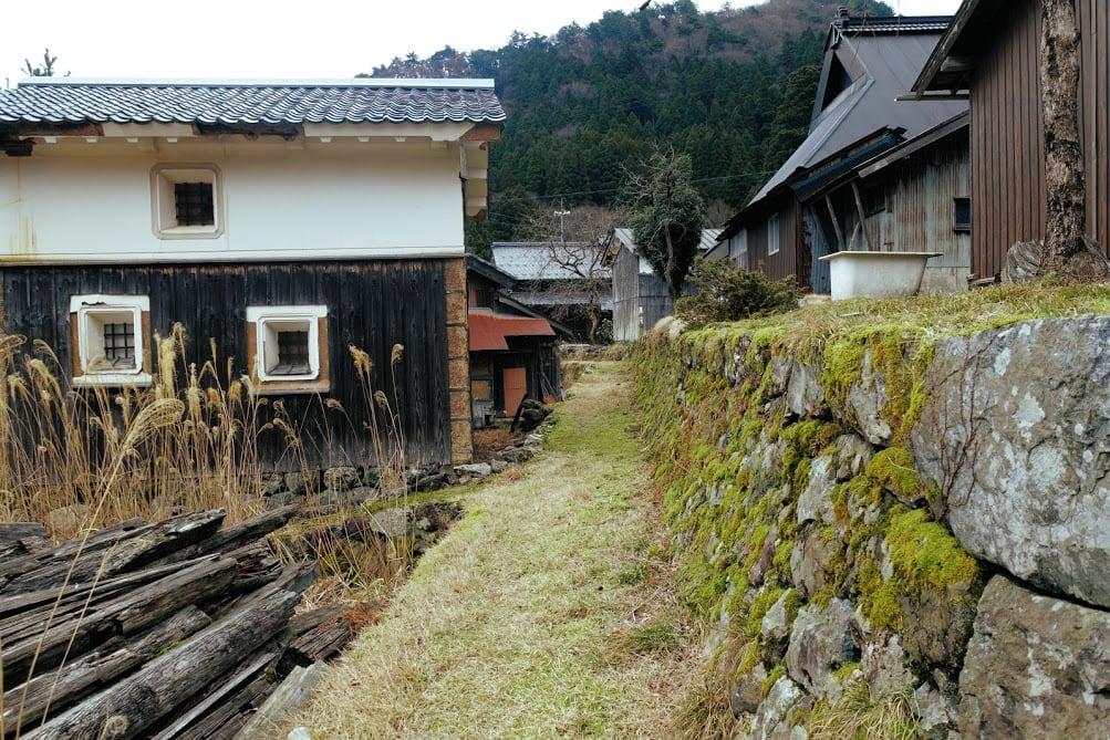 Chuyện ngược đời ở Nhật Bản: Nơi đông đúc, chỗ nhiều nhà bị bỏ hoang, chính quyền rao bán chỉ từ 11 triệu đồng vẫn hiếm người mua - Ảnh 4.