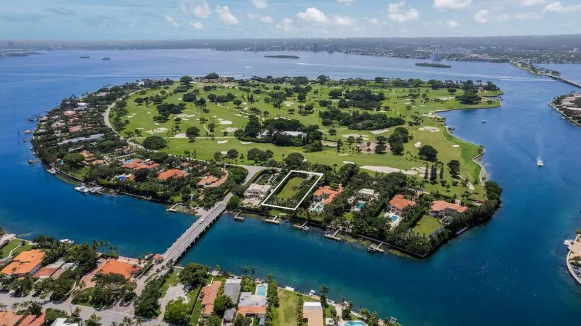 BST của tỷ phú Jeff Bezos có thêm biệt thự trị giá 68 triệu USD trên hòn đảo &quot;hầm trú ẩn tỷ phú&quot; – nơi giới siêu giàu tìm về nghỉ dưỡng - Ảnh 2.