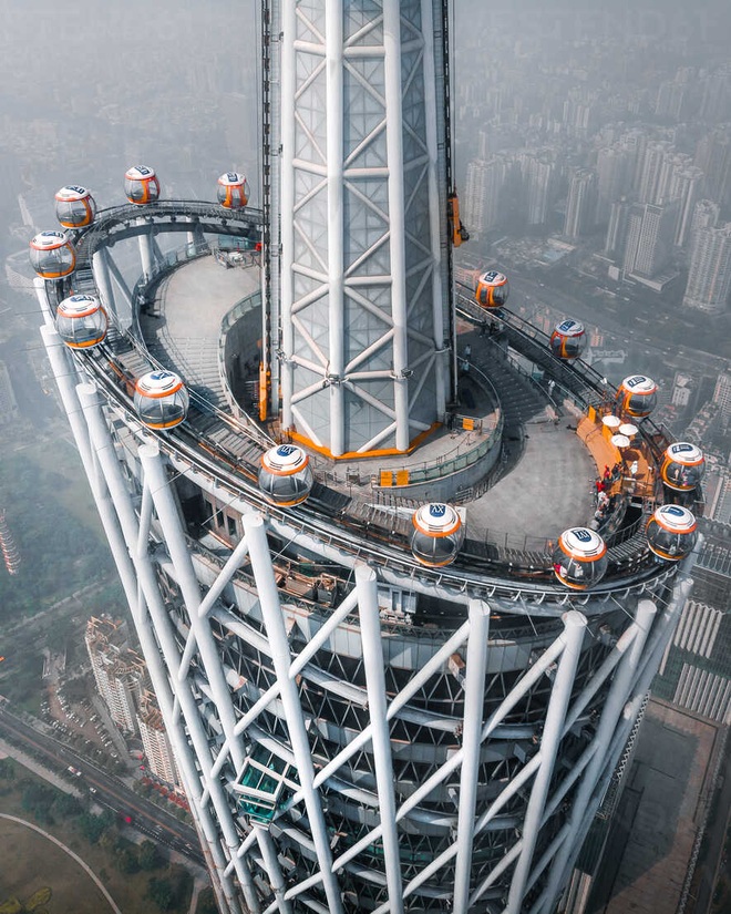 Tòa nhà chọc trời được ví như 'siêu mẫu' của Trung Quốc: Chiều cao và độ chịu chi đều 'hàng khủng', ngỡ ngàng nhất là loạt kỷ lục khiến nhiều người 'khó thở' - Ảnh 4.