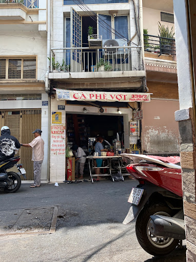 Có gì trong quán cafe vợt 73 năm nổi tiếng nhất Sài Gòn, khách kìn kìn tới xếp hàng mỗi sáng? - Ảnh 1.