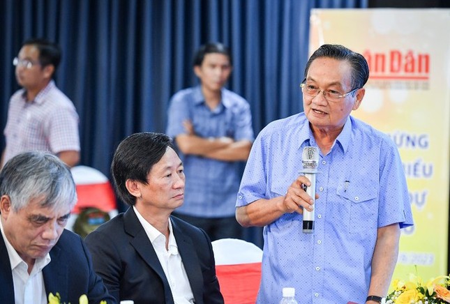 TS Trần Du Lịch: 'TPHCM nên sáp nhập quận 4 vào quận 1' - Ảnh 1.