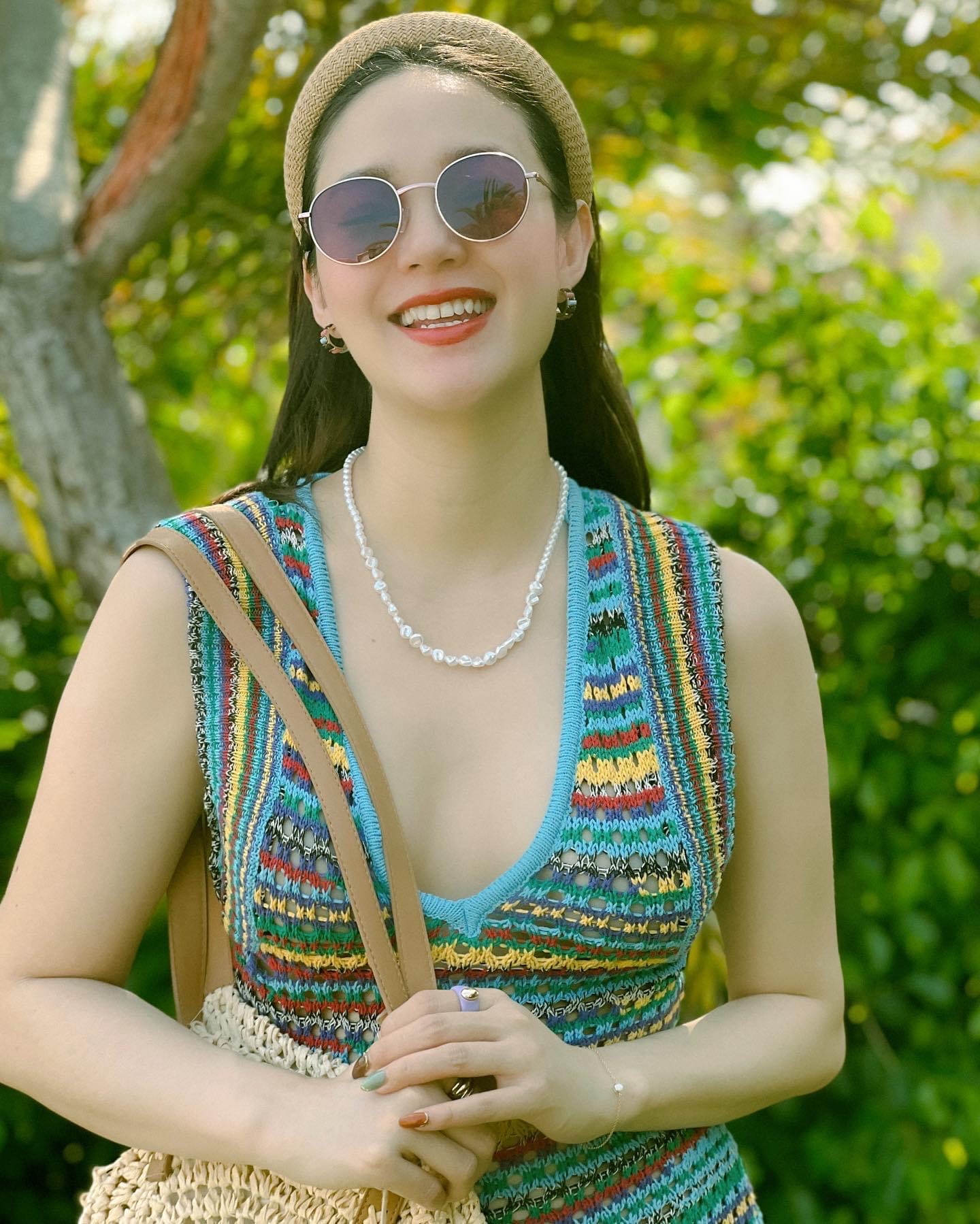 Minh Hằng khoe trọn bụng bầu tháng cuối thai kỳ, háo hức chào đón con đầu lòng - Ảnh 4. Minh Hằng khoe trọn bụng bầu tháng cuối thai kỳ, háo hức chào đón con đầu lòng - Ảnh 4.
