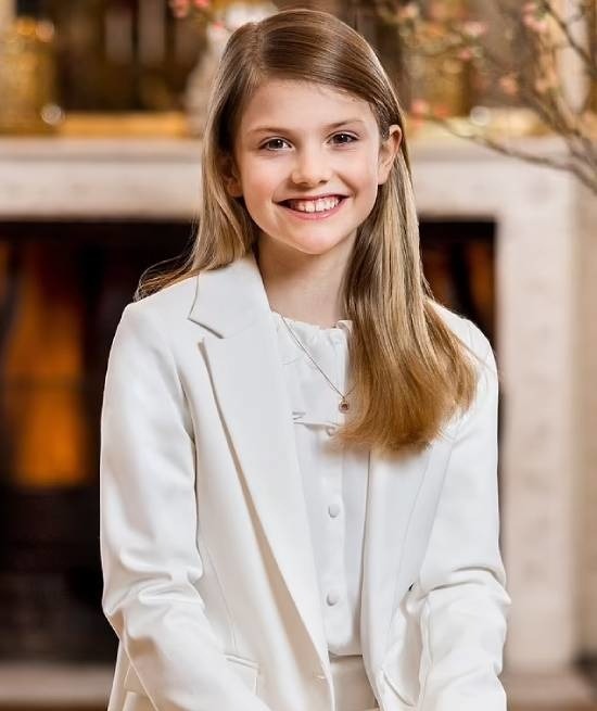 Công chúa Estelle của Thụy Điển: Cô bé đáng yêu ngày nào giờ đã lớn phổng, xinh đẹp xuất chúng đốn tim vạn người - Ảnh 8.