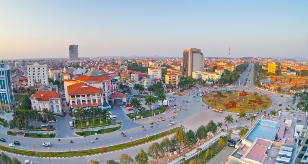 Một tỉnh sát Hà Nội sẽ trở thành thành phố trực thuộc Trung ương, đóng vai trò đô thị vệ tinh của Thủ đô - Ảnh 1.