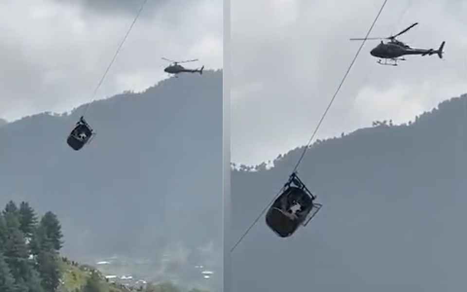 Cáp treo đứt dây giữa chừng khiến 8 người treo lơ lửng ở độ cao 274 mét, phải điều cả trực thăng đến cứu nạn - Ảnh 1.