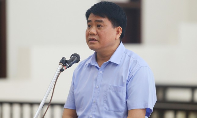 Ngày mai, ông Nguyễn Đức Chung cùng dàn cựu lãnh đạo công ty cây xanh hầu tòa - Ảnh 1.