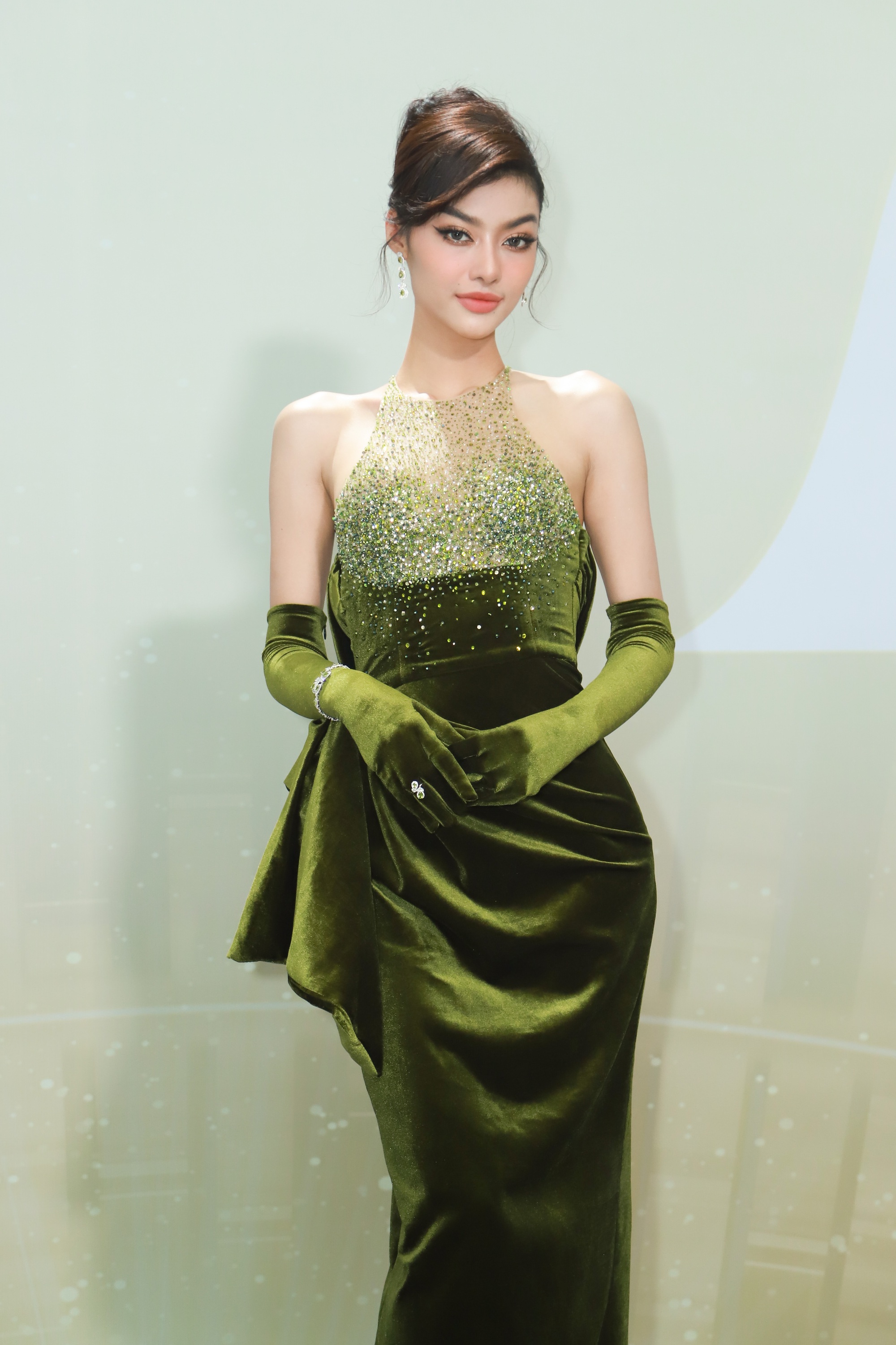 Dàn mỹ nhân khủng đổ bộ Chung khảo Miss Grand Vietnam 2023: Thiên Ân quyền lực, Phương Nhi hoá &quot;nữ thần&quot;  - Ảnh 14.