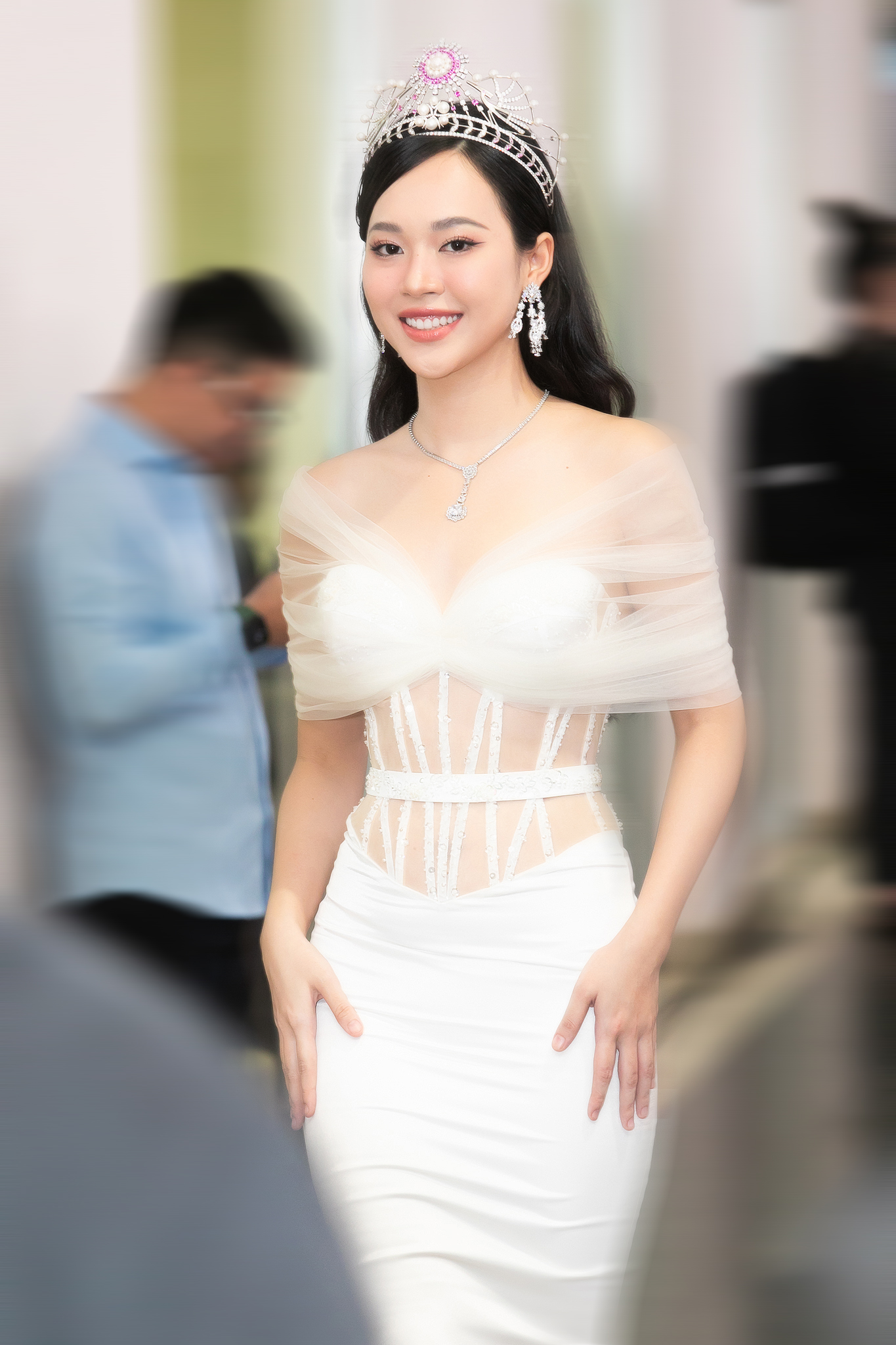 Dàn mỹ nhân khủng đổ bộ Chung khảo Miss Grand Vietnam 2023: Thiên Ân quyền lực, Phương Nhi hoá &quot;nữ thần&quot;  - Ảnh 16.