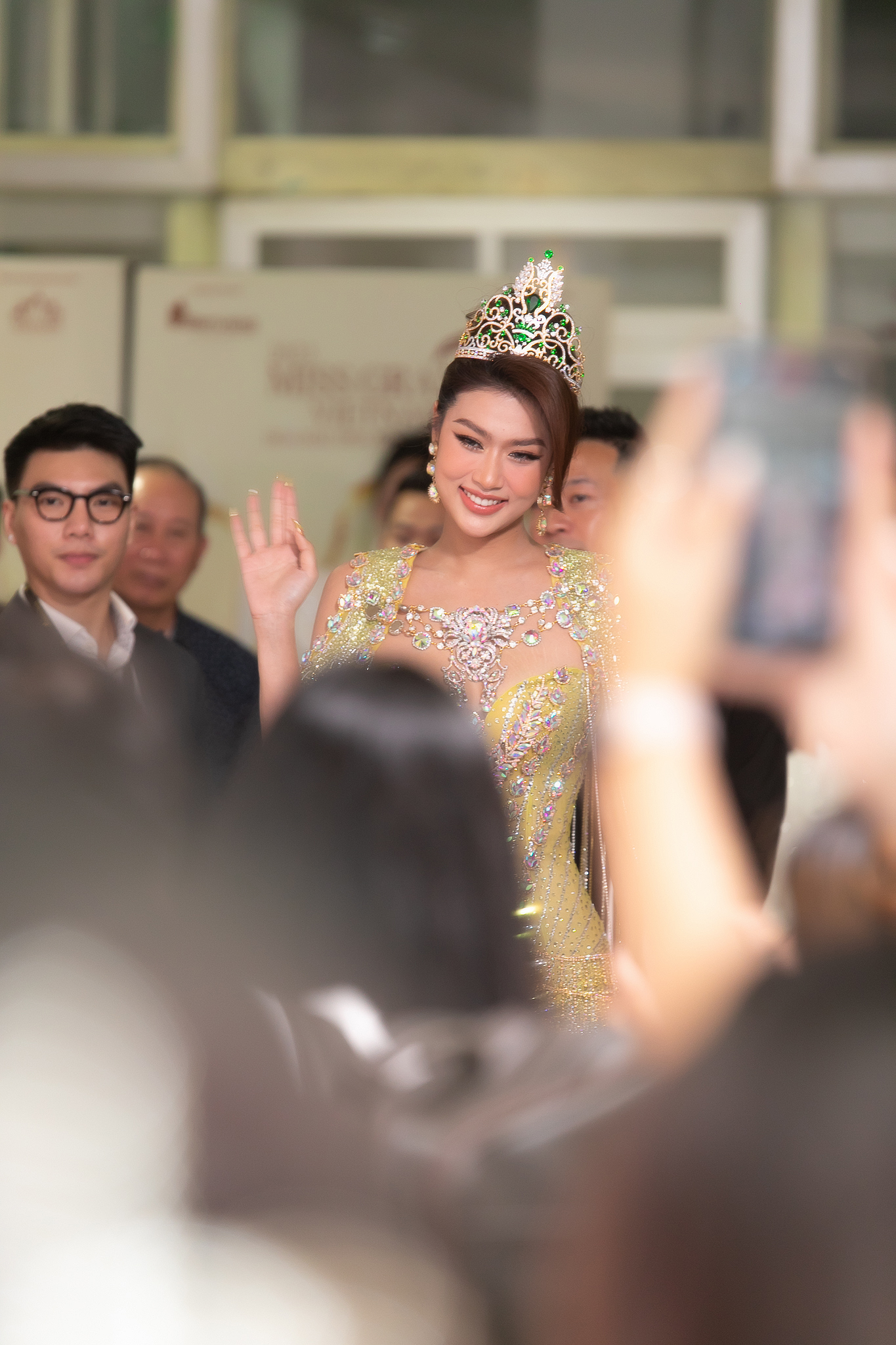 Dàn mỹ nhân khủng đổ bộ Chung khảo Miss Grand Vietnam 2023: Thiên Ân quyền lực, Phương Nhi hoá &quot;nữ thần&quot;  - Ảnh 2.