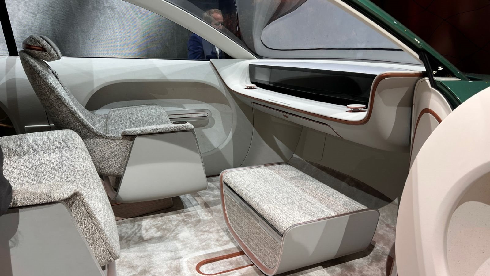 Thêm một đối thủ đáng gờm của VinFast VF 9 lộ diện: Siêu SUV điện 3 hàng ghế từ Hyundai, thiết kế đậm chất tương lai - Ảnh 4.