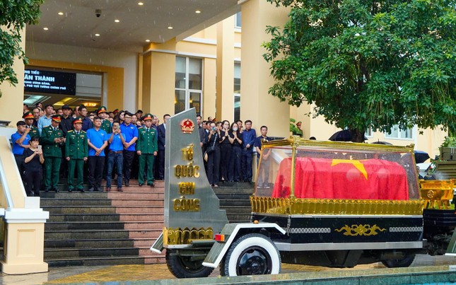 Tổ chức lễ truy điệu Phó Thủ tướng Lê Văn Thành - Ảnh 7.