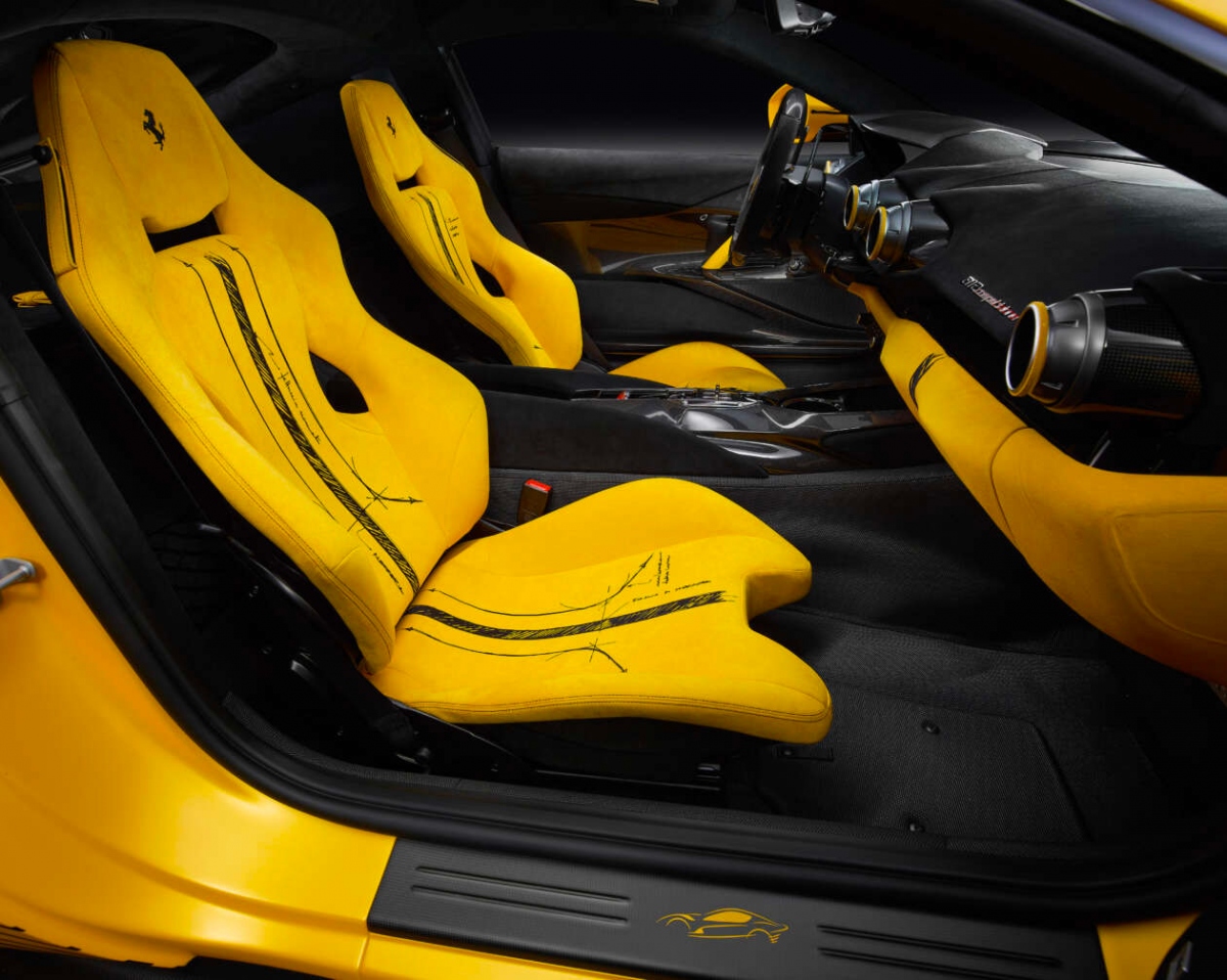Ferrari 812 Competitionizione Tailor Made "độc nhất vô nhị" sắp được bán đấu giá - Ảnh 21.