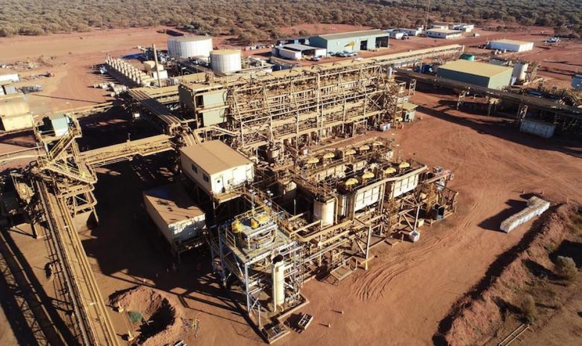 Australia xây dựng nhà máy xử lý đất hiếm đầu tiên - Ảnh 2.