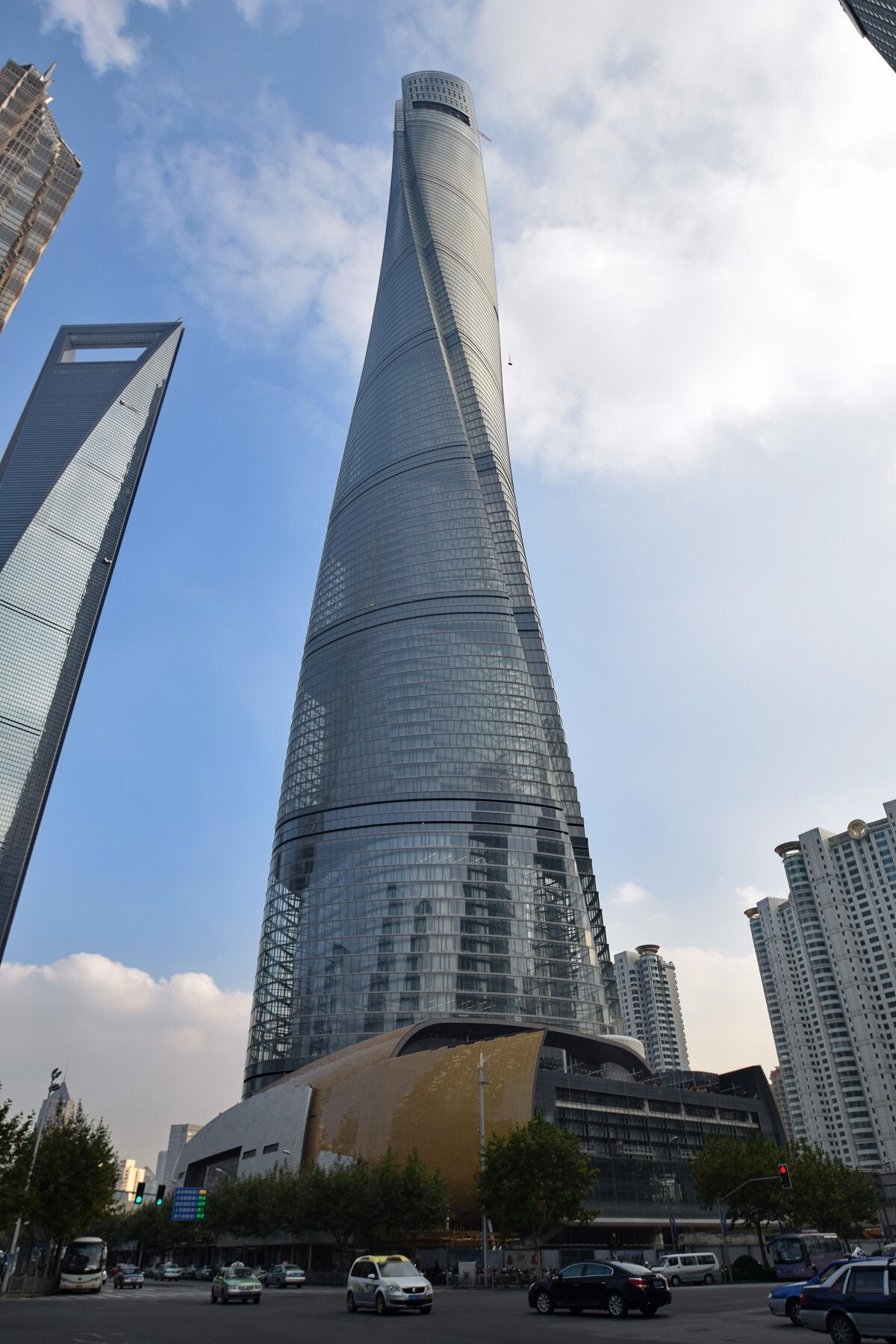 Tòa nhà cao nhất Trung Quốc: Thiết kế phức tạp, hơn 100 thang máy siêu tốc - Ảnh 3.