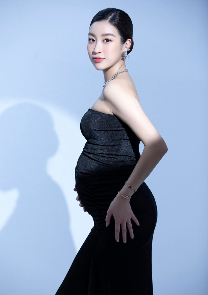 Hoa hậu Đỗ Mỹ Linh lần đầu công bố ảnh mang thai con đầu lòng: Nhan sắc phu nhân hào môn đỉnh chóp! - Ảnh 7.