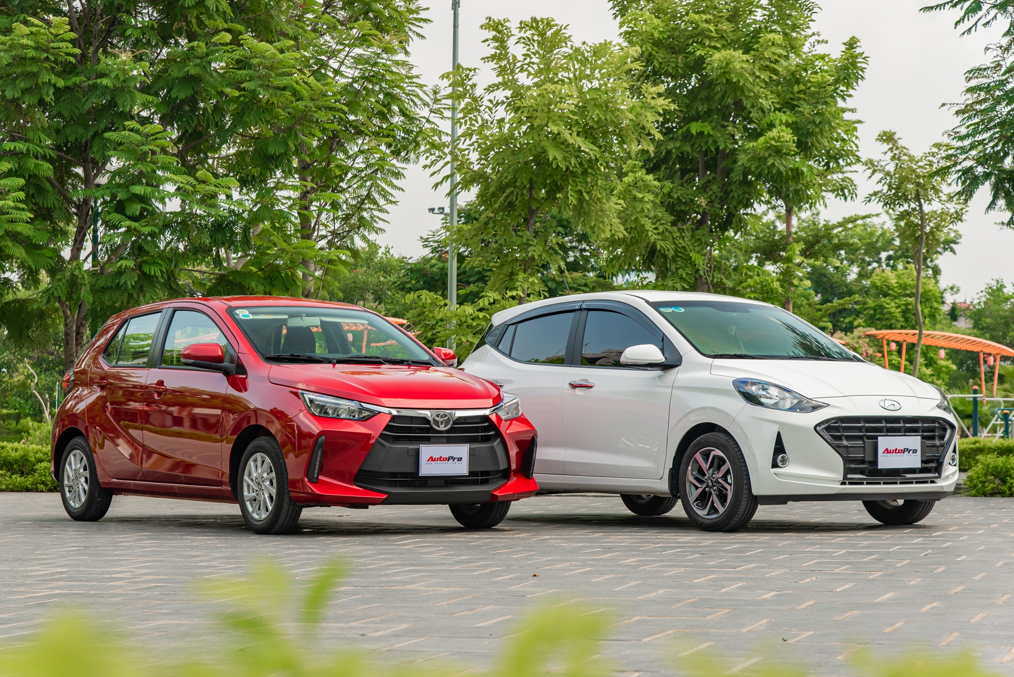 Trải nghiệm Toyota Wigo vs Hyundai i10 để trả lời: Lần đầu mua xe thì chọn mẫu nào?