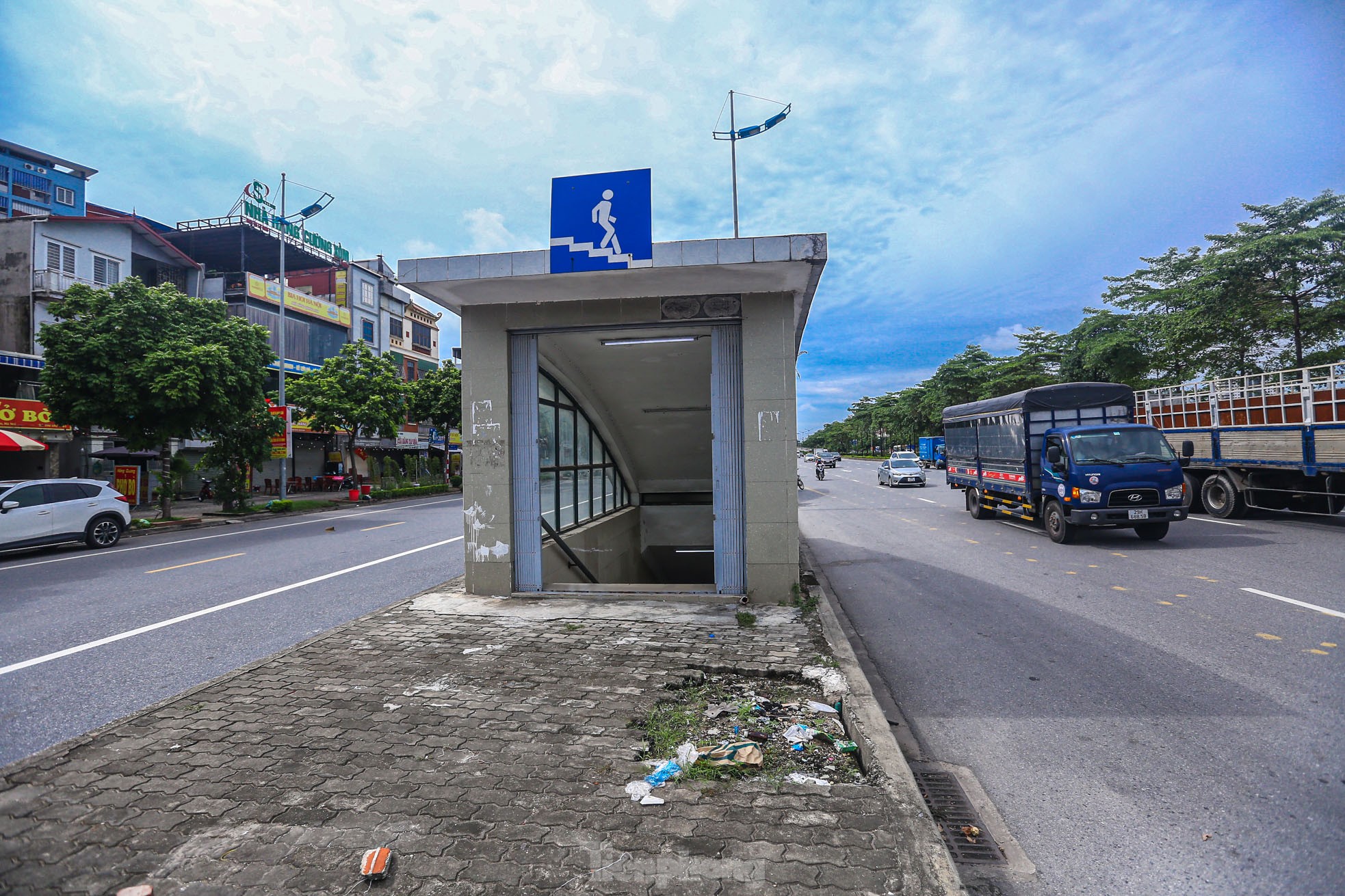 Hầm đi bộ bạc tỷ đang bị 'lãng quên' ở Hà Nội - Ảnh 12.