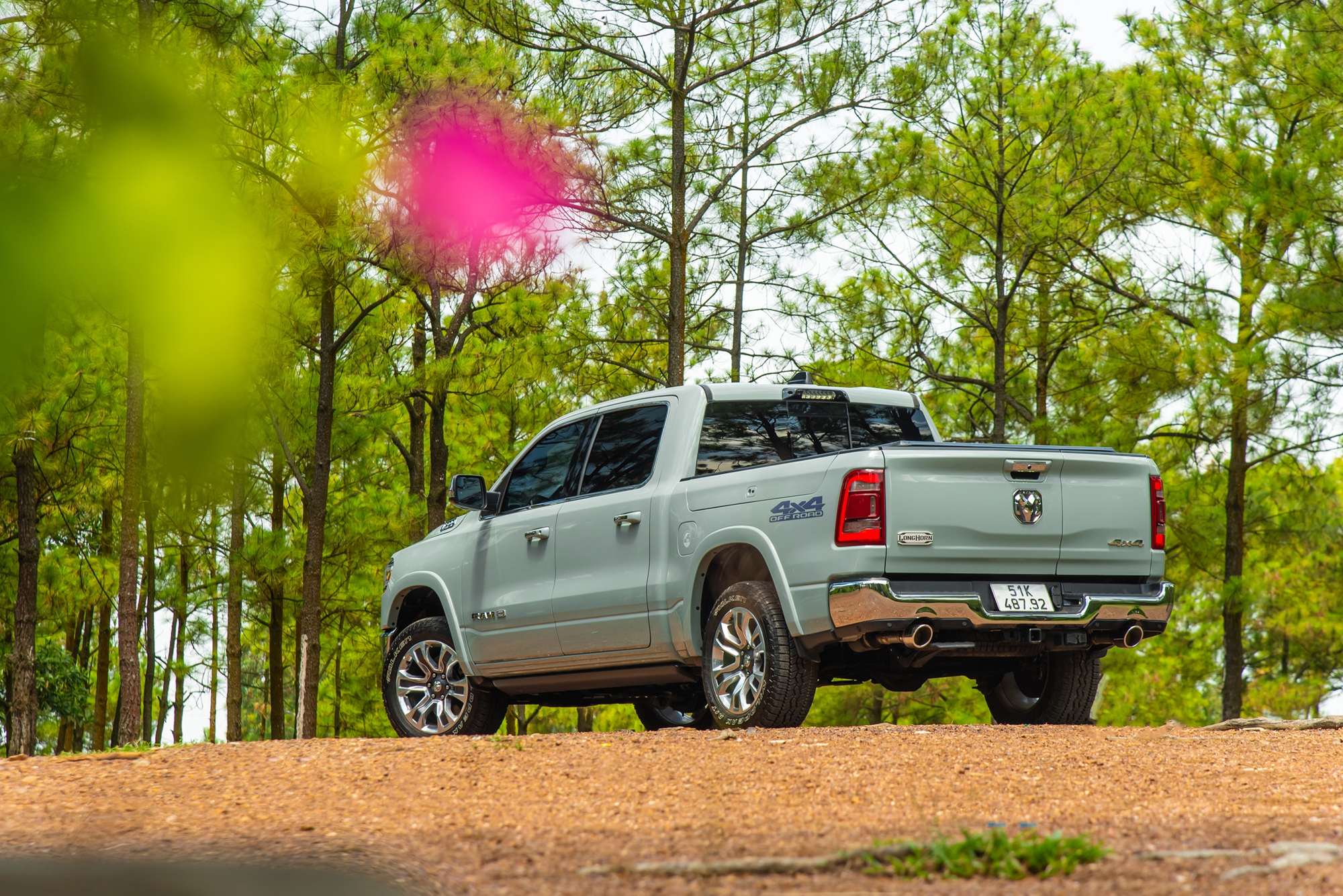 Hơn 150km lên đỉnh Phượng Hoàng bằng Ram 1500 Longhorn: Ngồi bán tải nhưng êm và sướng như trên SUV hạng sang - Ảnh 3.